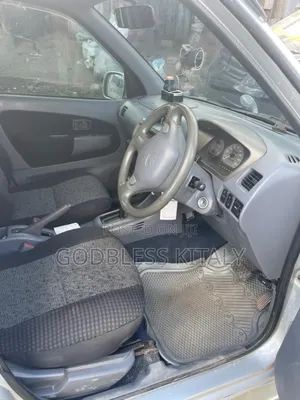 Toyota Cami 2004 Silver