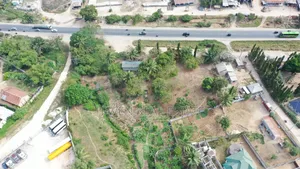 Commercial Plot Inayogusa Lami Inauzwa Kigamboni