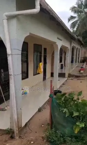 Furnished 10bdrm House in Mbezi for sale