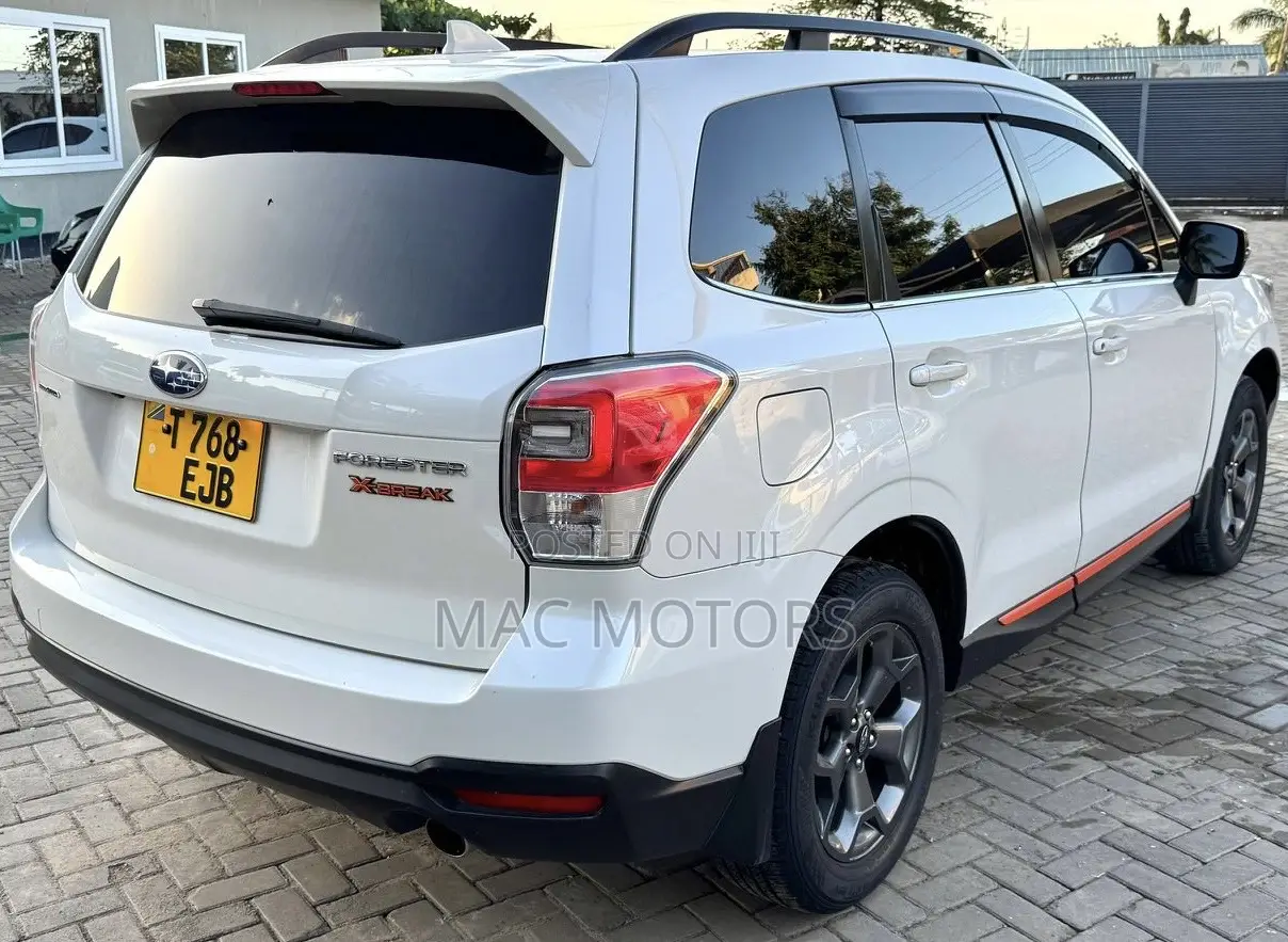 Subaru Forester 2017 White