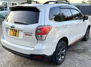 Subaru Forester 2017 White