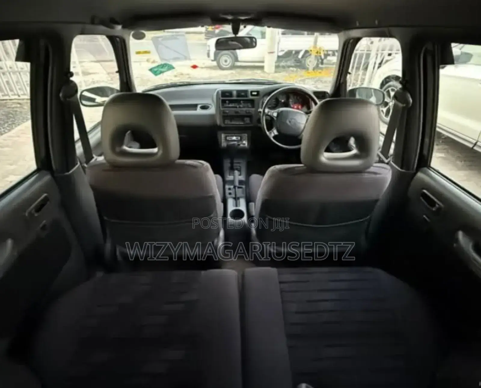 Toyota RAV4 1997 White