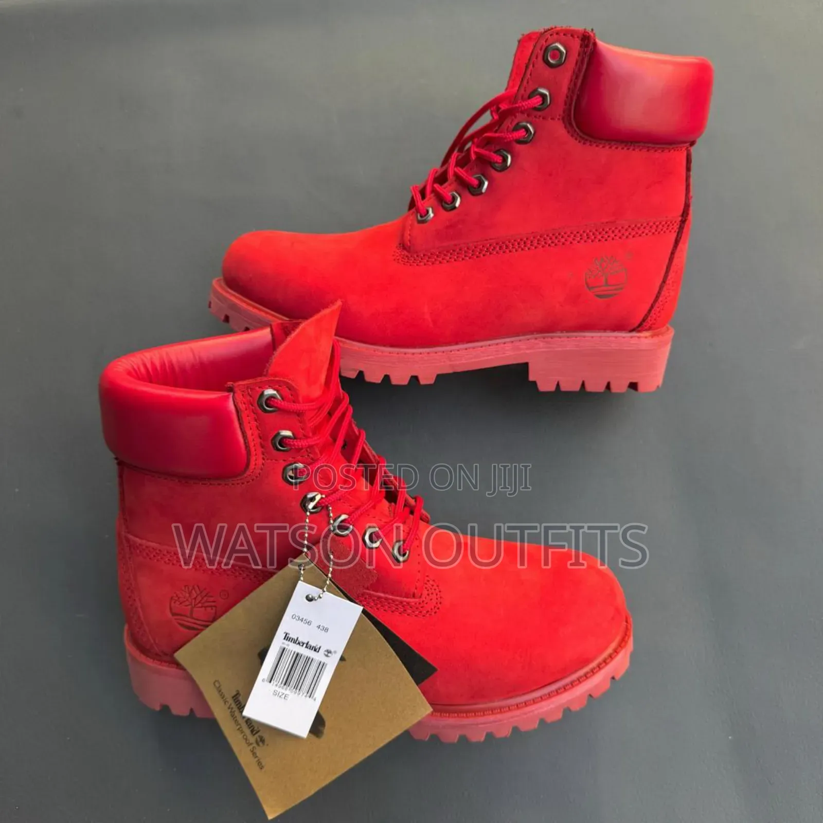 Men's Boots or Shoes or Footwears With Unique and Exceptional Colour
