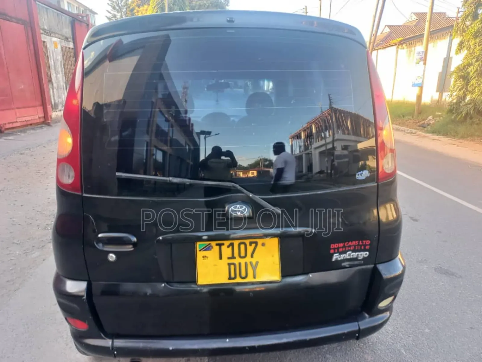 Toyota Fun Cargo 2003 Black