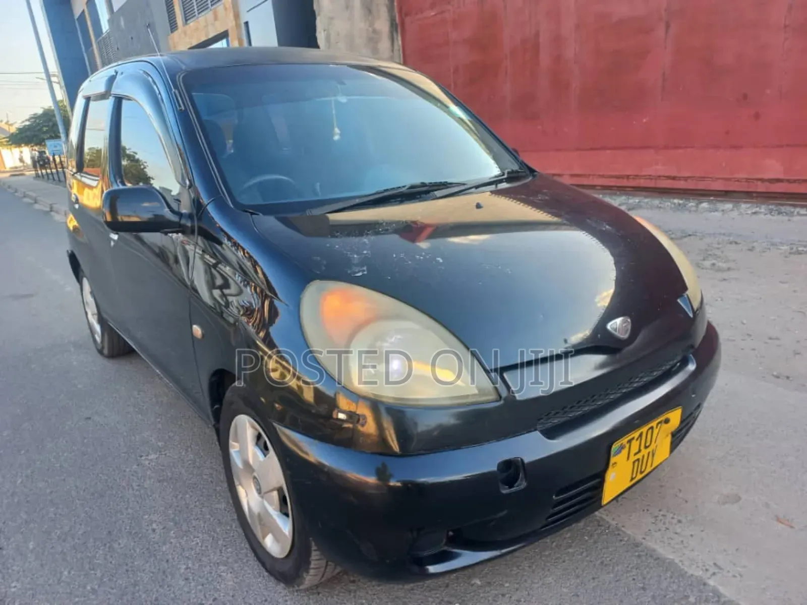 Toyota Fun Cargo 2003 Black