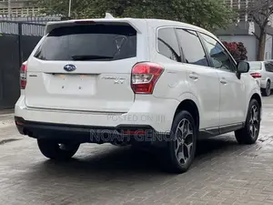 Subaru Forester 2.0XT Premium 4dr SUV AWD (2.0L 4cyl Turbo CVT) 2015 White