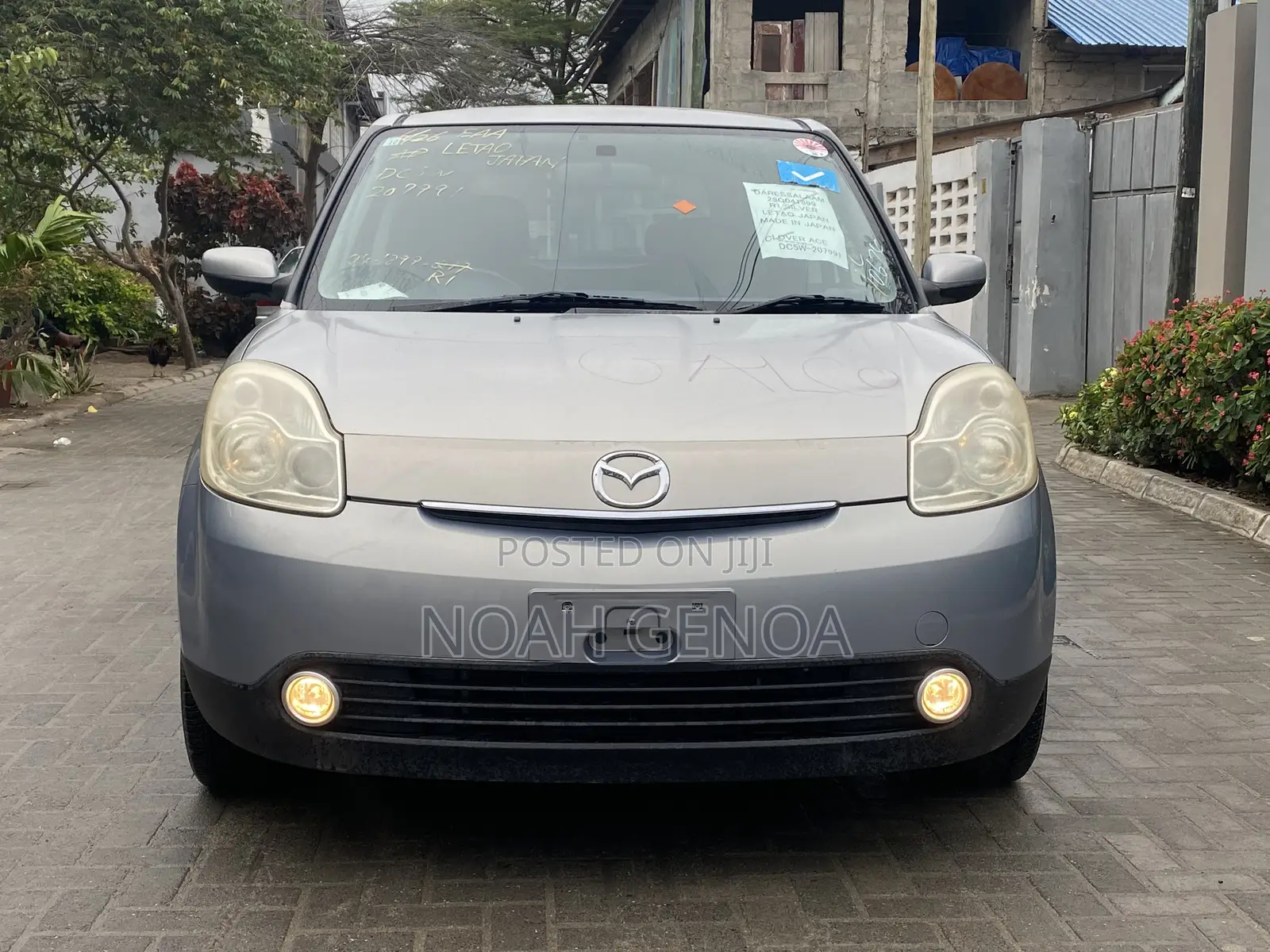 Mazda Verisa 2005 Silver