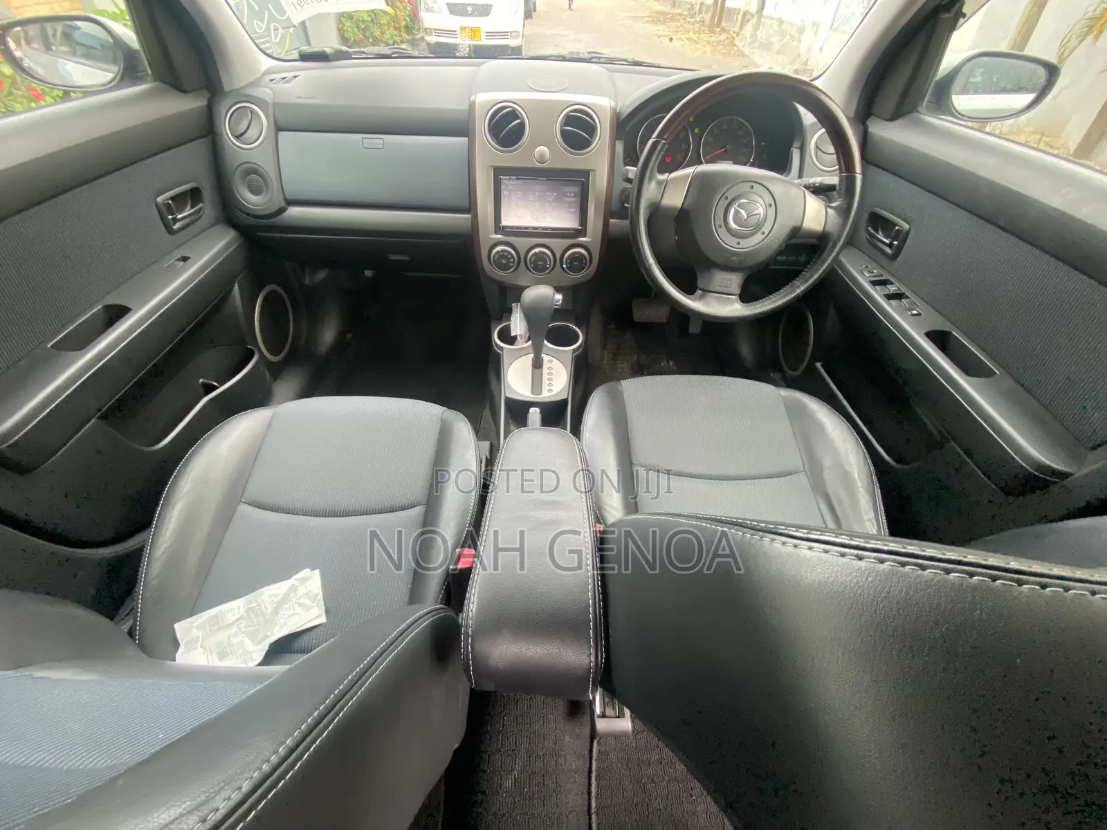 Mazda Verisa 2005 Silver