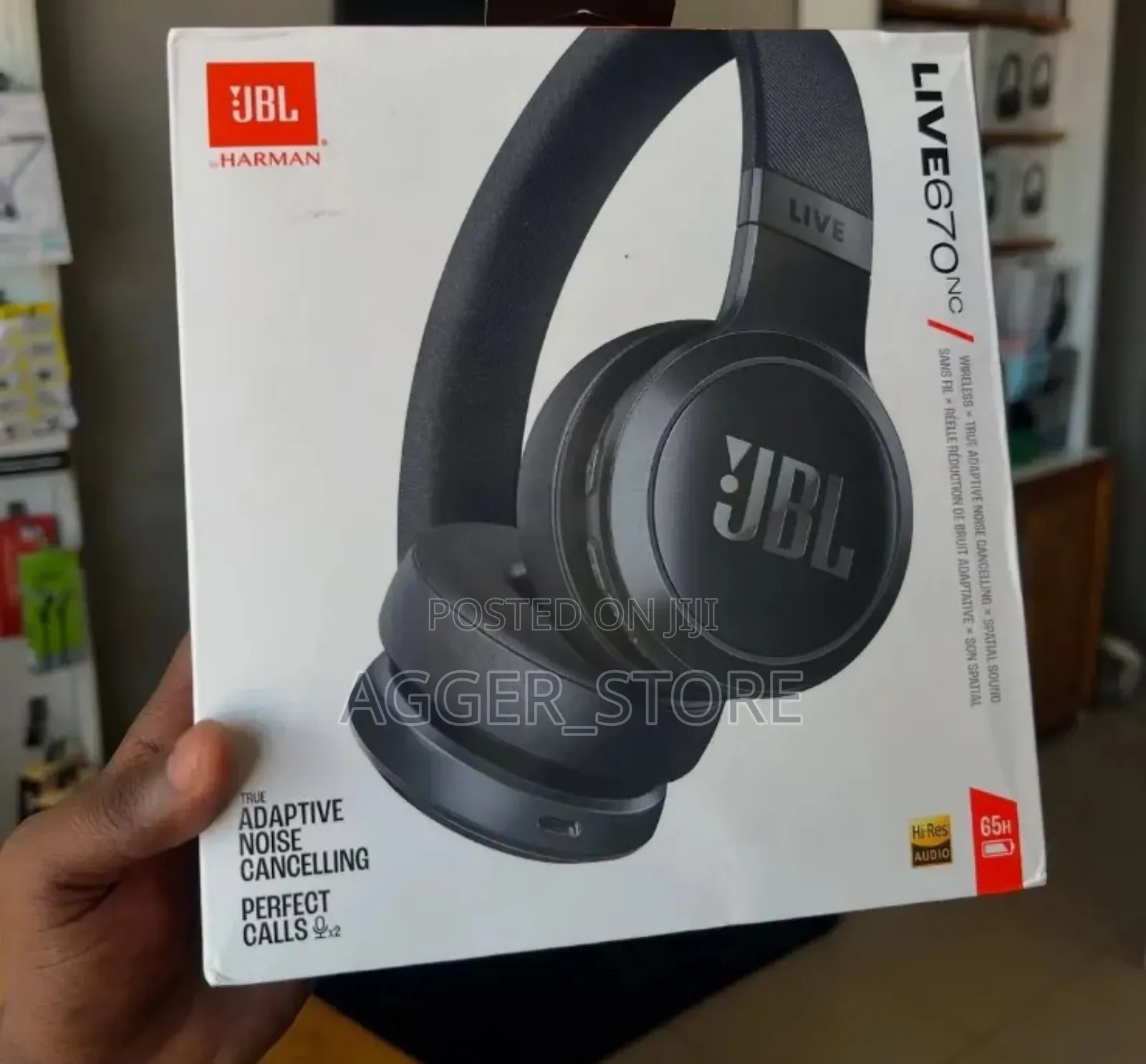 JBL Live670 Noise Cancellation Headphones
