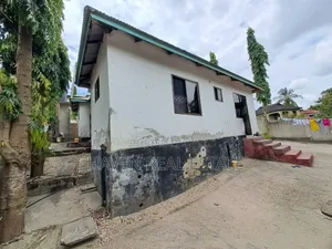 2bdrm Apartment in Kimara for sale
