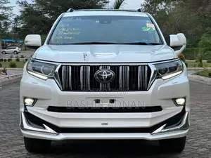 Toyota Land Cruiser Prado 2.7 2022 White