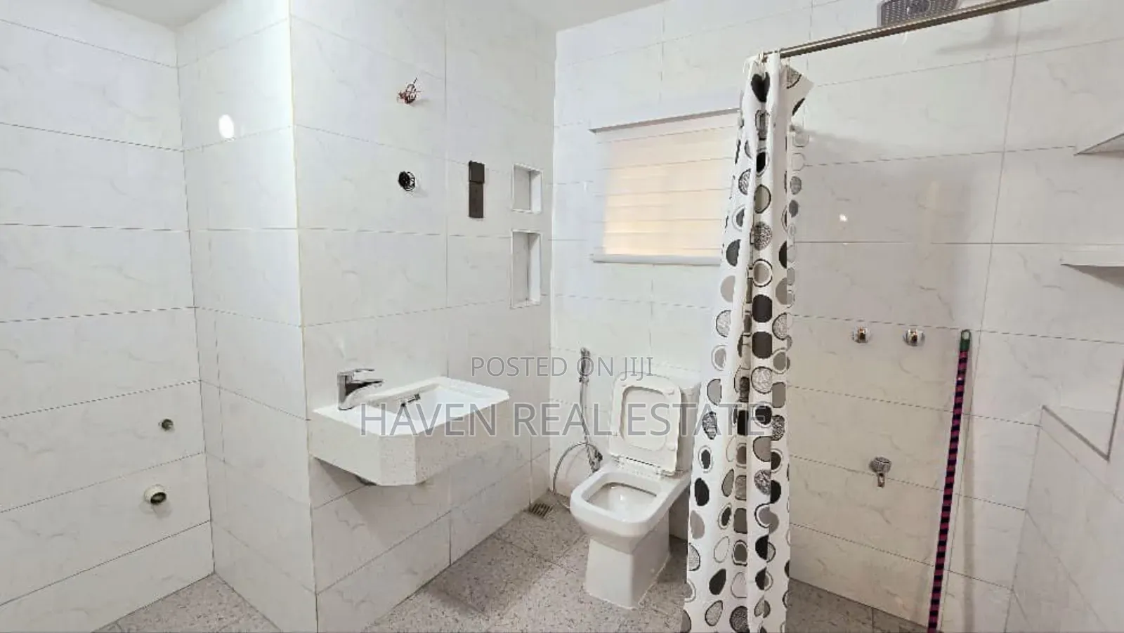 Furnished 3bdrm Apartment in Upanga West for rent