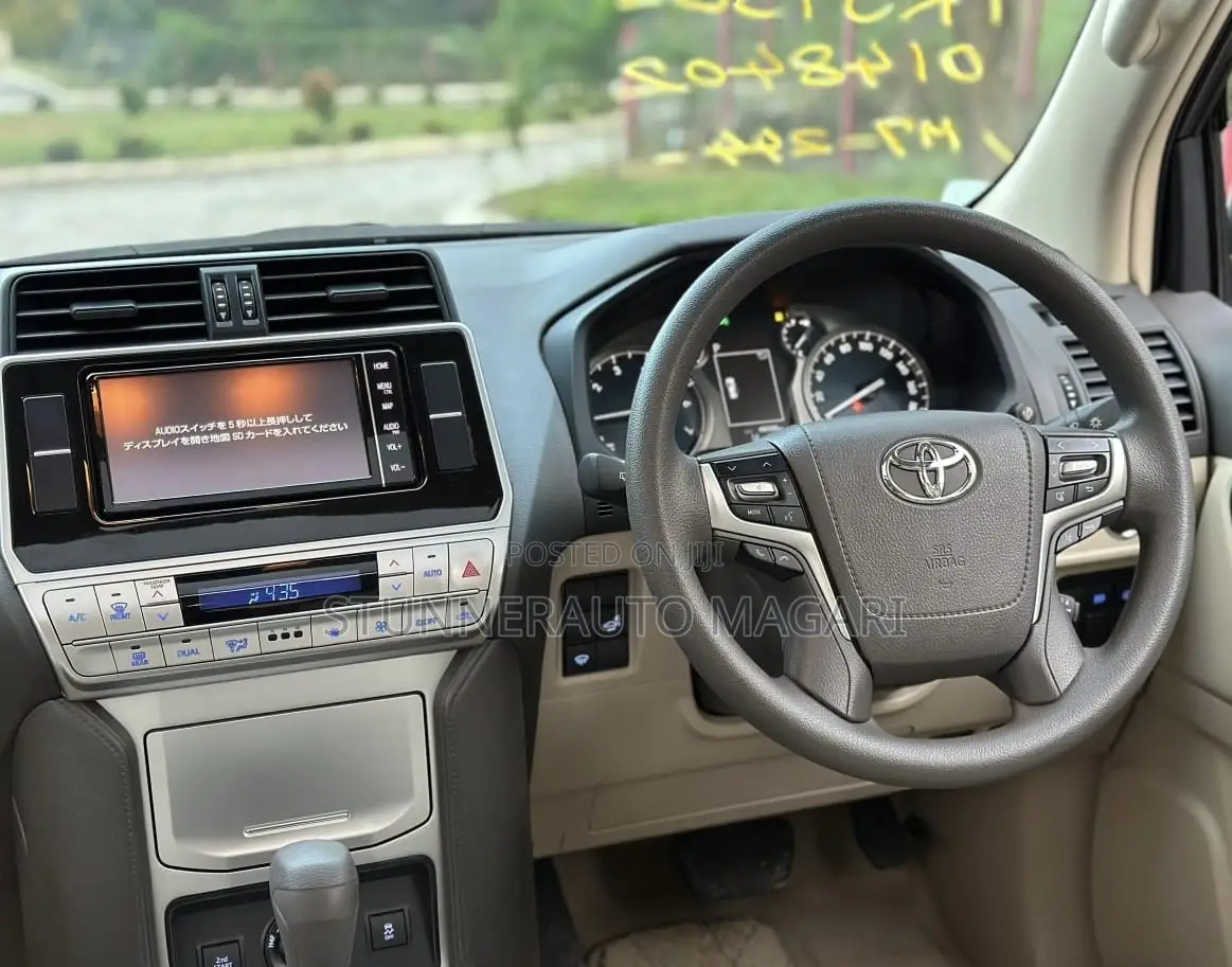 Toyota Land Cruiser Prado 2022 Pearl