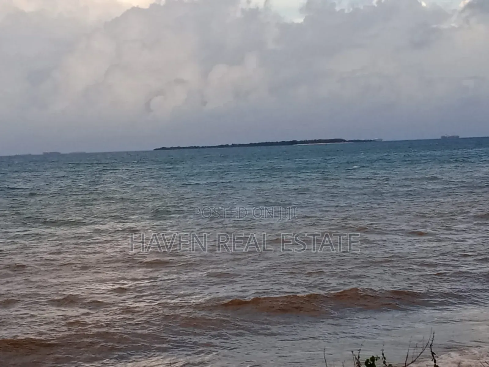 20bdrm House in Kunduchi for sale