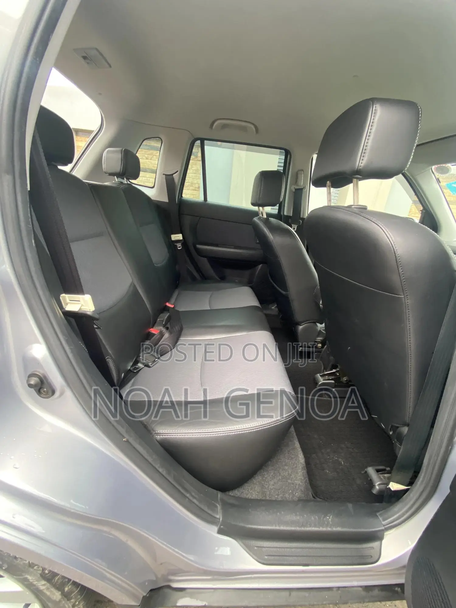 Mazda Verisa 2005 Silver