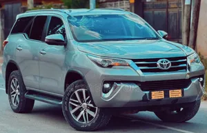 Toyota Fortuner 2.8 D AWD 2018 Gray