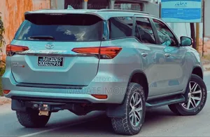 Toyota Fortuner 2.8 D AWD 2018 Gray