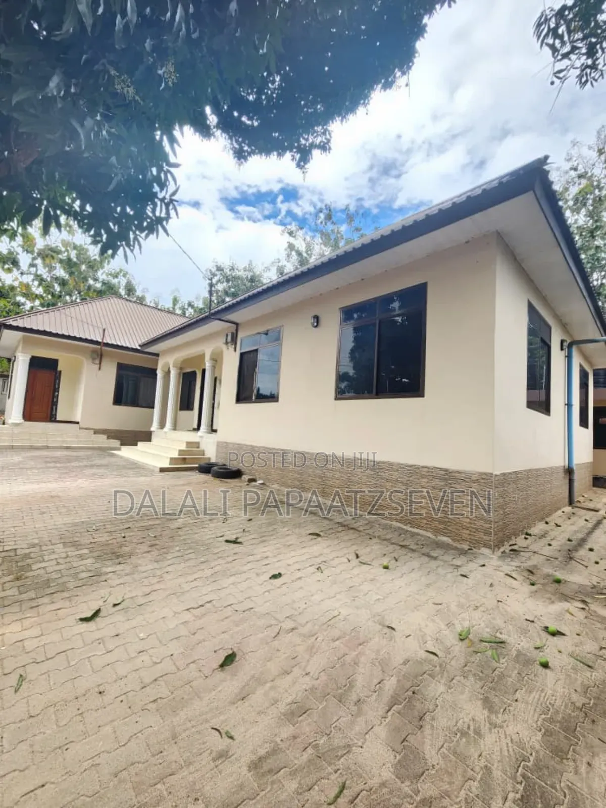 2bdrm Apartment in Dalalipapaatzseven, Bunju for rent
