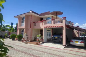 5bdrm House in Mbezibeach Kwa Zena, Kinondoni for sale