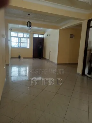 3bdrm Apartment in Kariakoo for rent