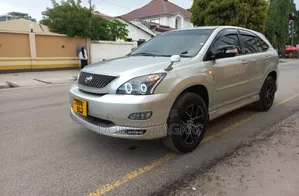 Toyota Harrier 2005 Silver