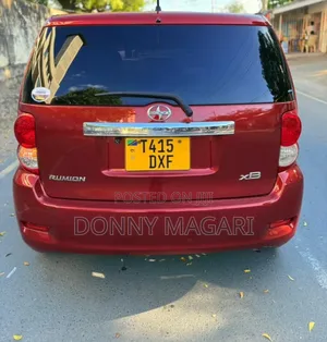 Toyota Corolla Rumion 2009 Red