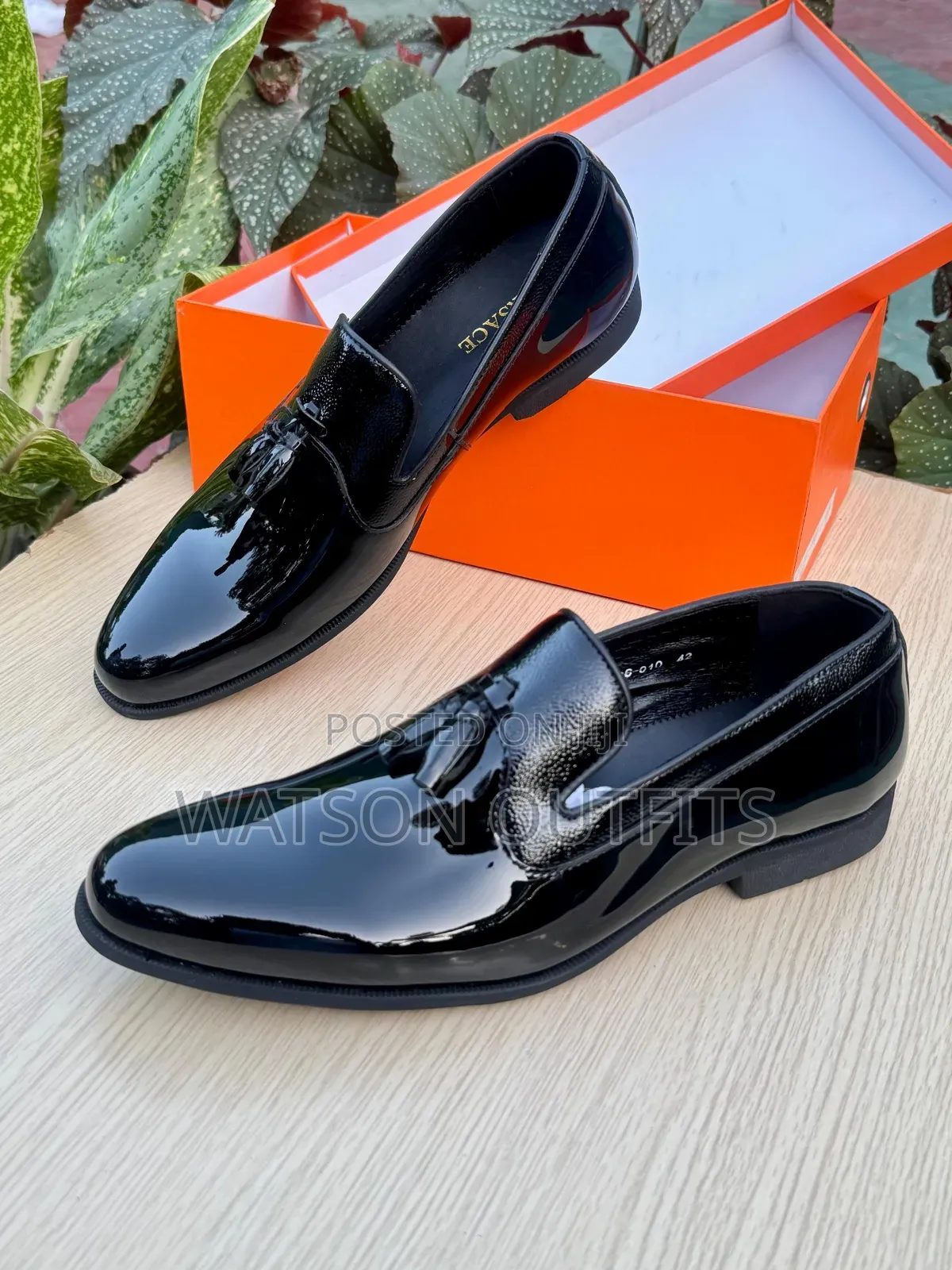 Viatu or Shoes or Footwears for Men's Totally and Completely Fancy