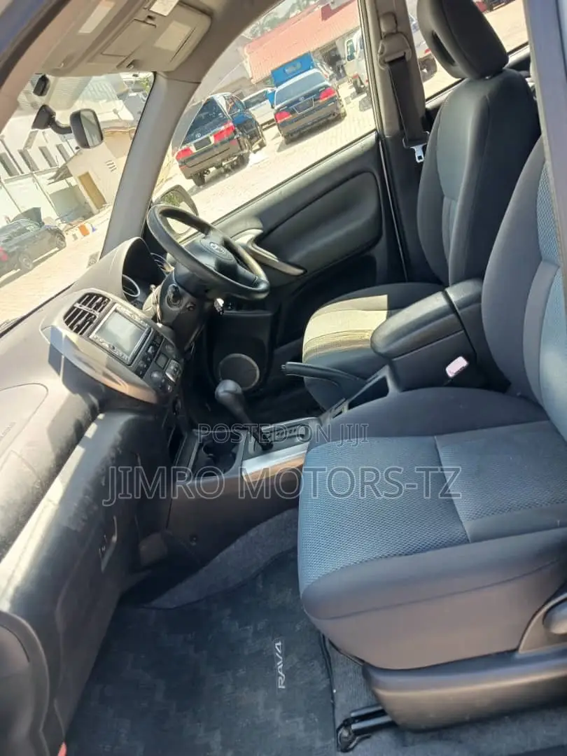 Toyota RAV4 2004 Silver