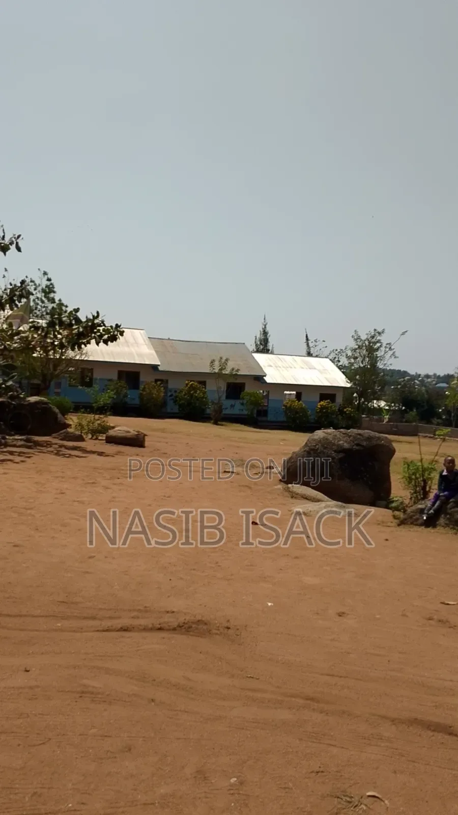 8bdrm House in Shule Inauzwa, Igoma for sale