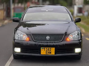 Toyota Crown Royale 2005 Black