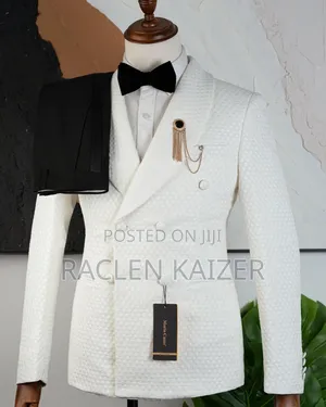 White Double-Breasted Suits for Weddings