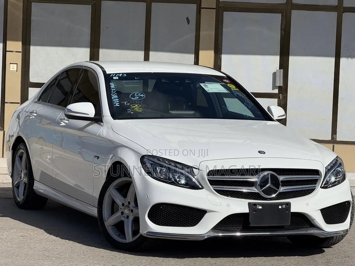 Mercedes-Benz C200 2015 White