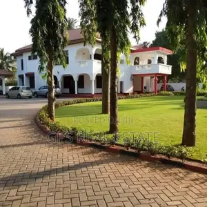 4bdrm Maisonette in Msasani Beach, Kinondoni for sale