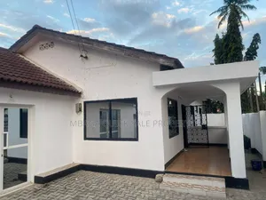 3bdrm House in Mikocheni for rent