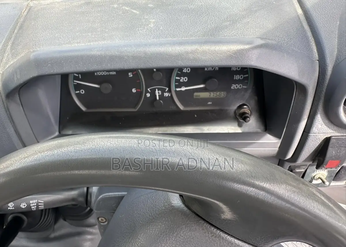 Toyota Land Cruiser 2012 White