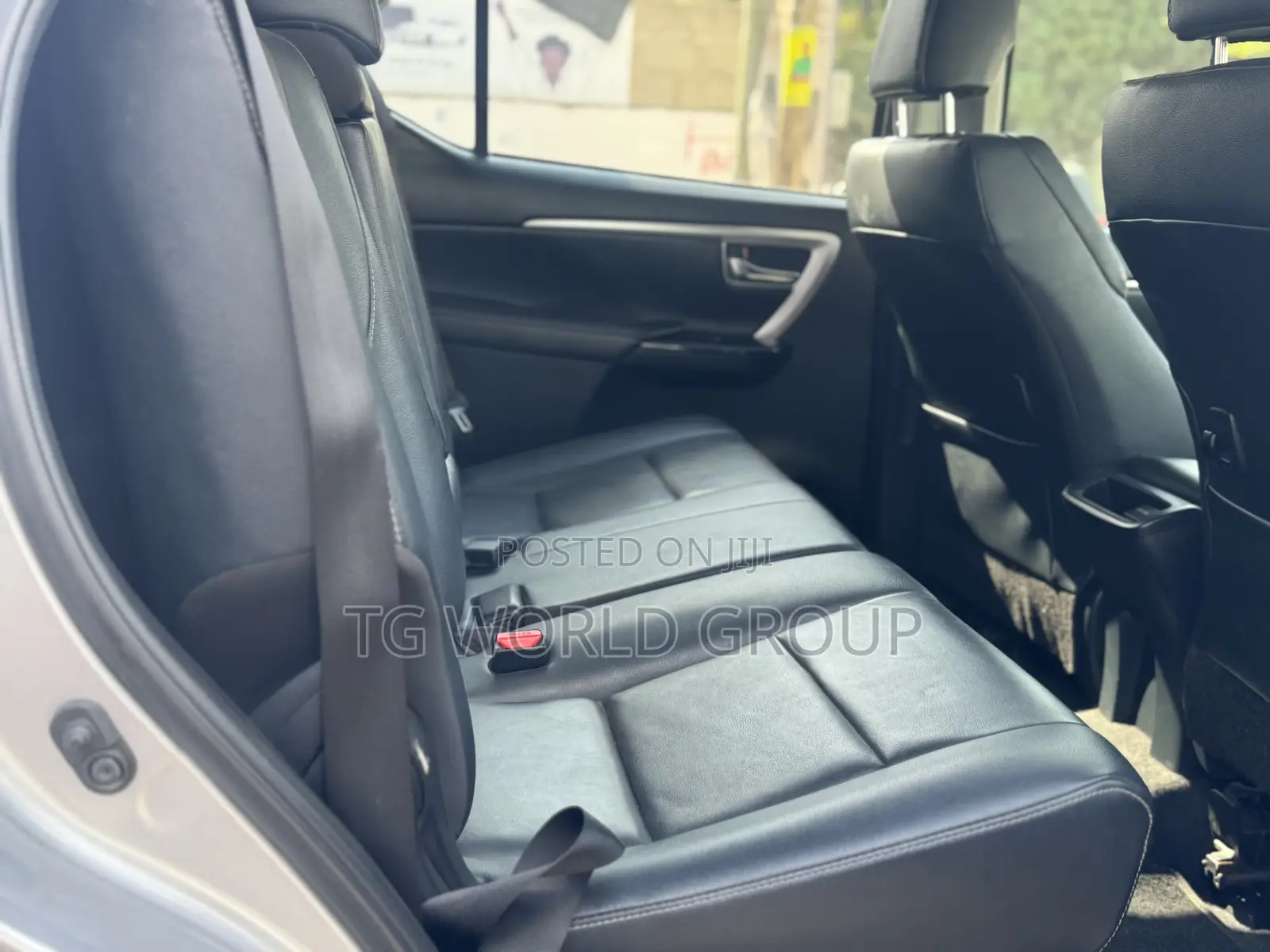 Toyota Fortuner 2.4 D AWD 2023 Silver