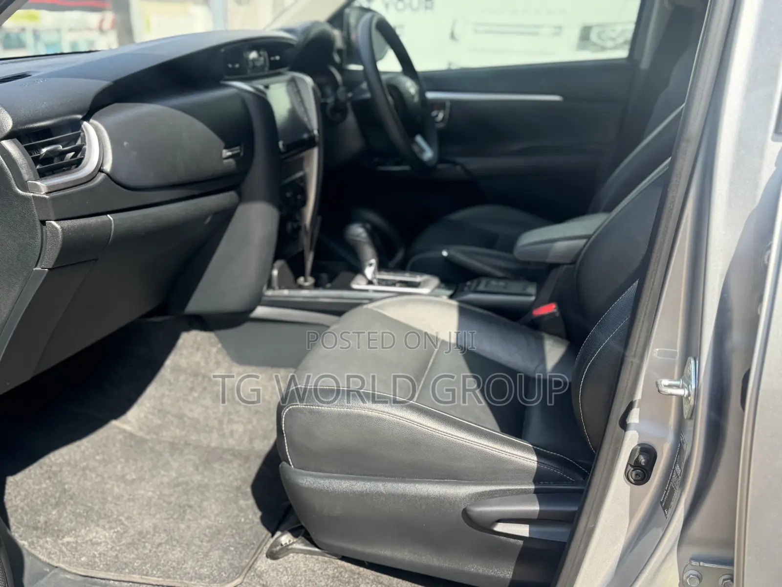 Toyota Fortuner 2.4 D AWD 2023 Silver