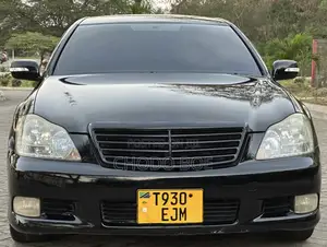 Toyota Crown 2006 Black