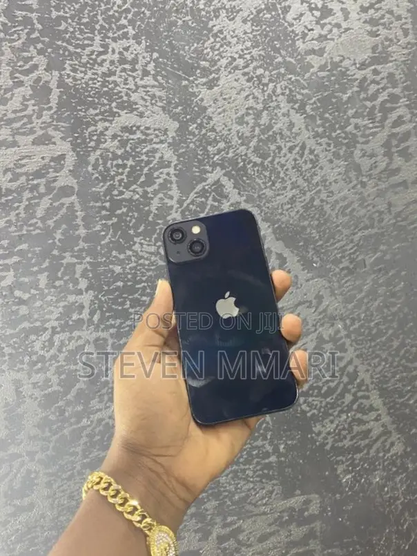 New Apple iPhone 13 128 GB Black