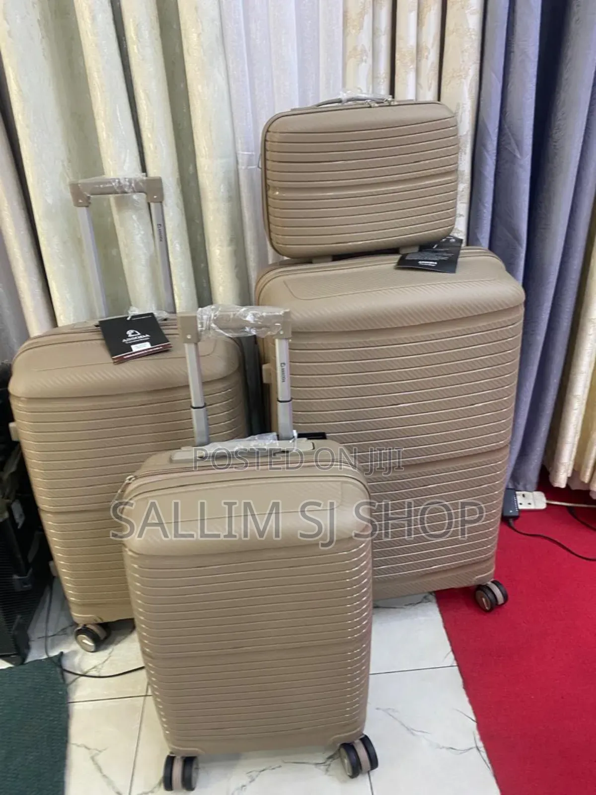 Travelling Bags