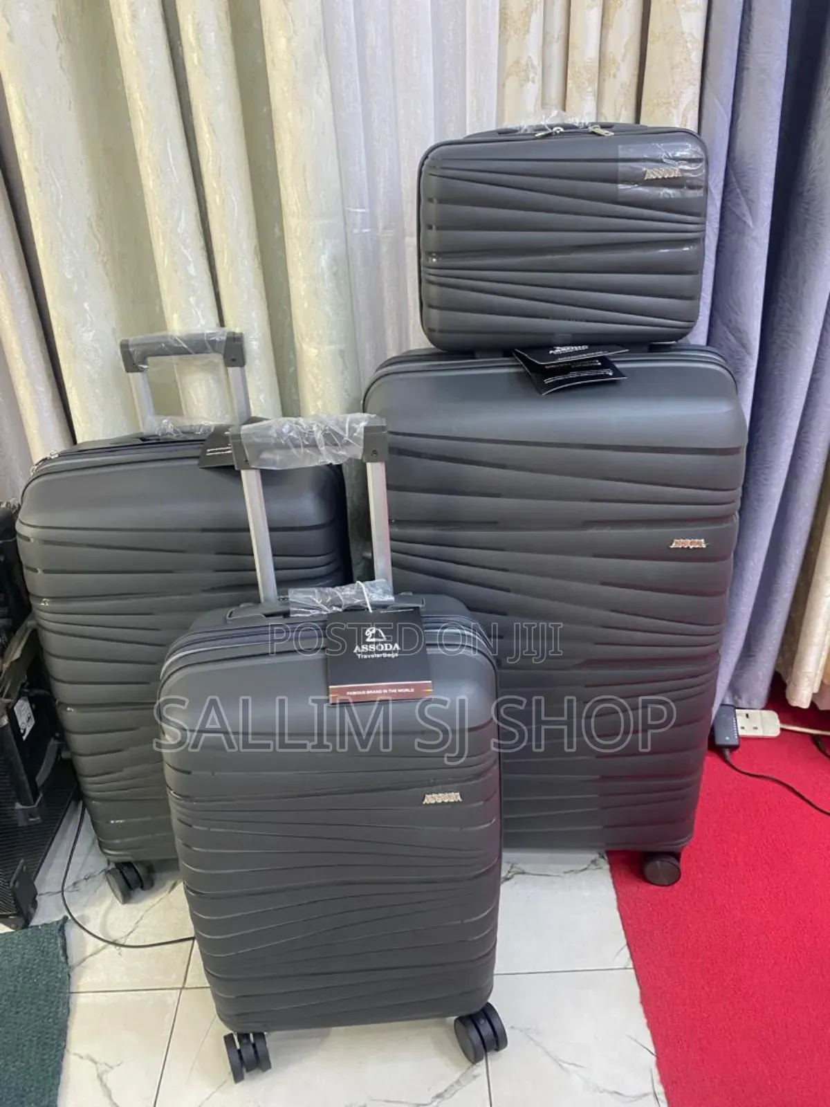 Travelling Bags