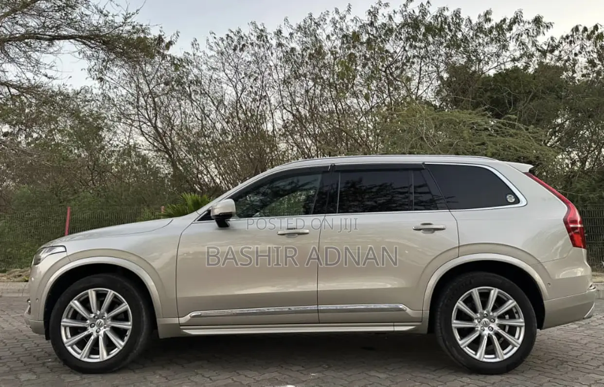 Volvo XC90 T6 Inscription AWD (2.0L 4cyl 8A) 2016 Beige