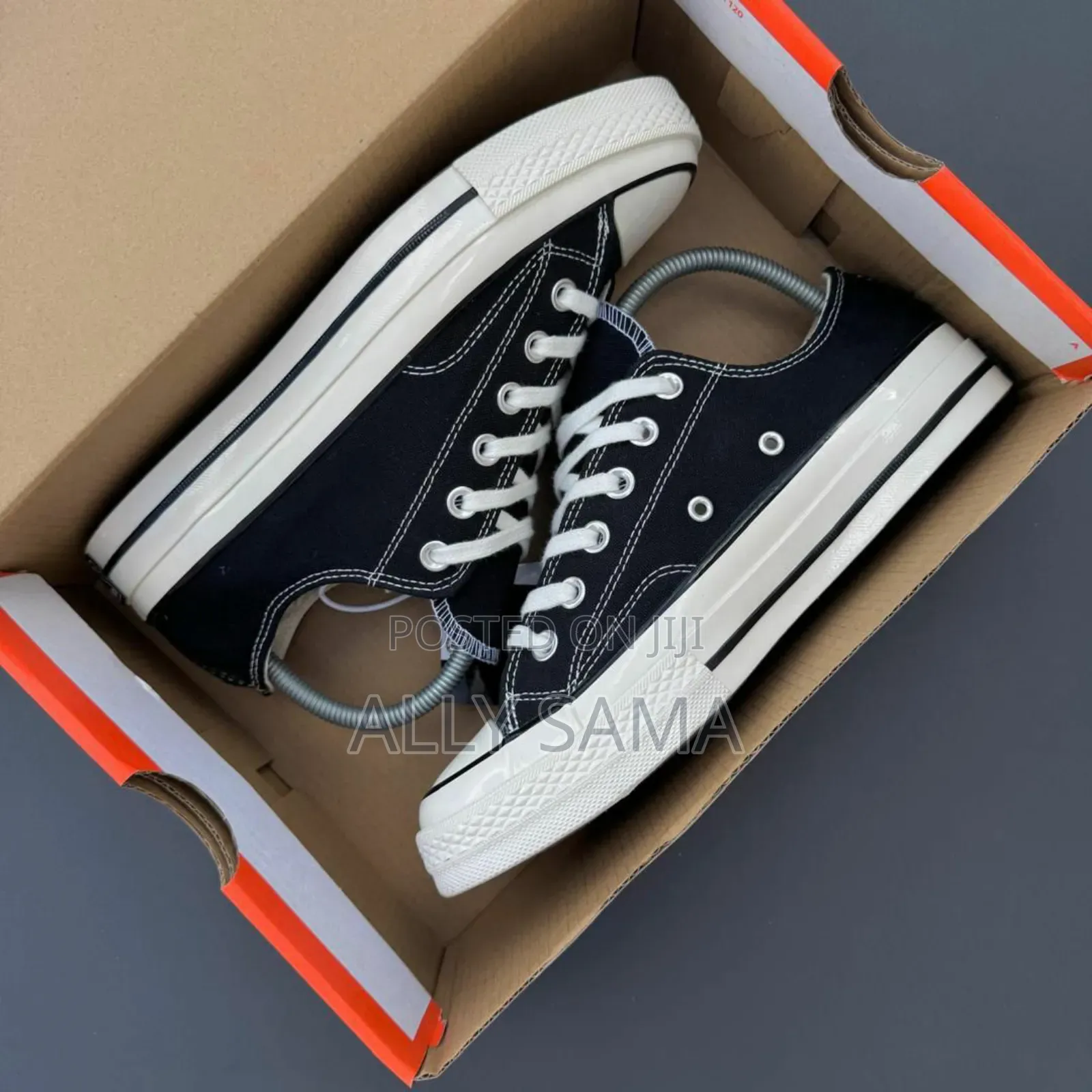 Men's Sneakers Converse Material Canvas