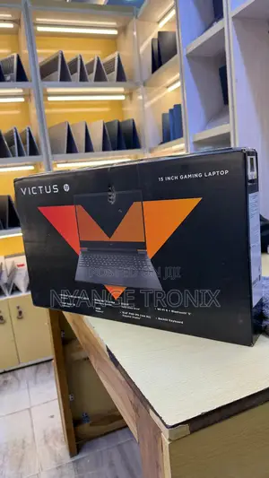 New Laptop HP Victus 15 16GB Intel Core I5 SSD 512GB