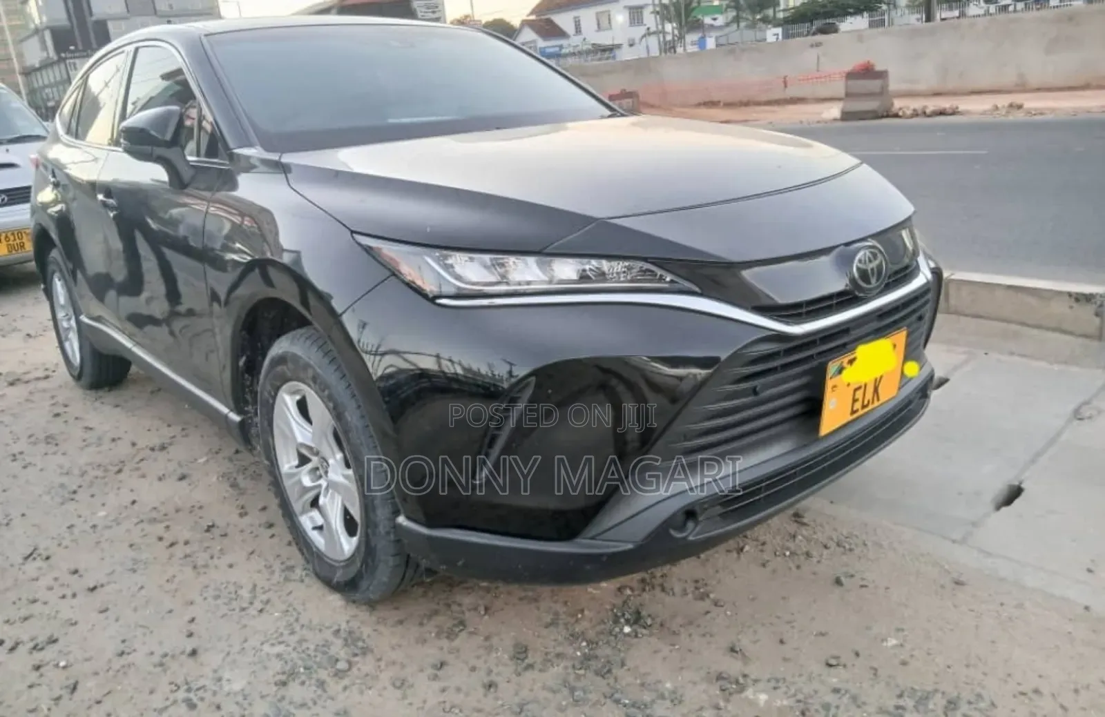 Toyota Harrier 2022 Black