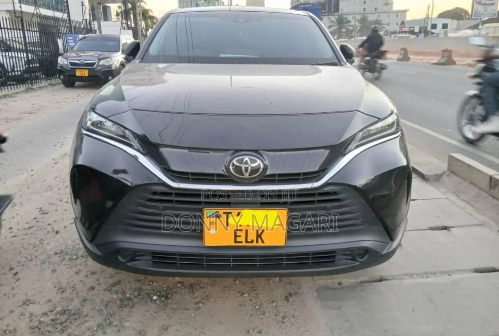Toyota Harrier 2022 Black