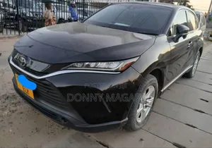 Toyota Harrier 2022 Black