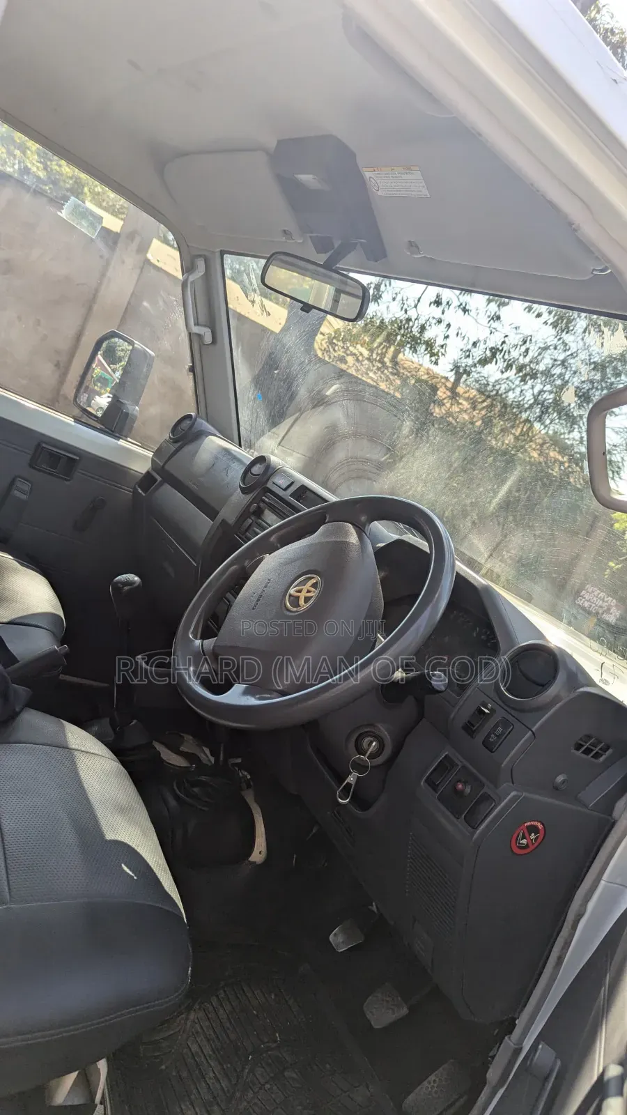 Toyota Land Cruiser 2018 White