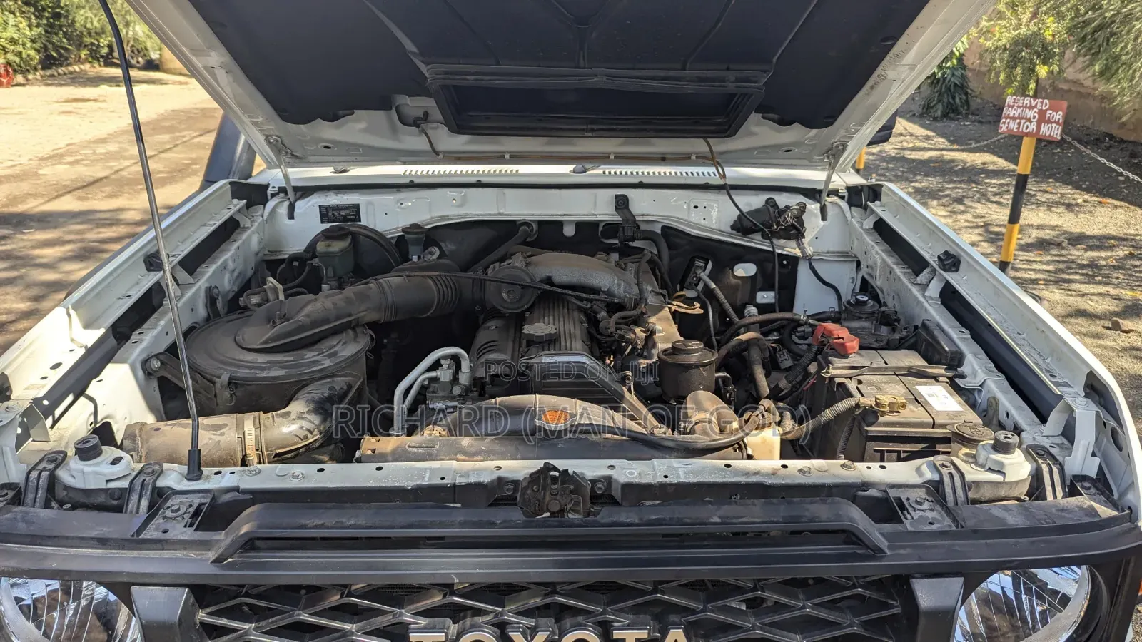 Toyota Land Cruiser 2018 White