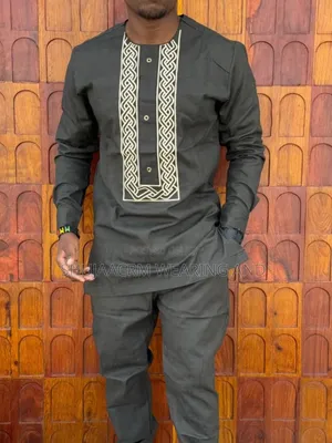 Collarless Fulls Wear